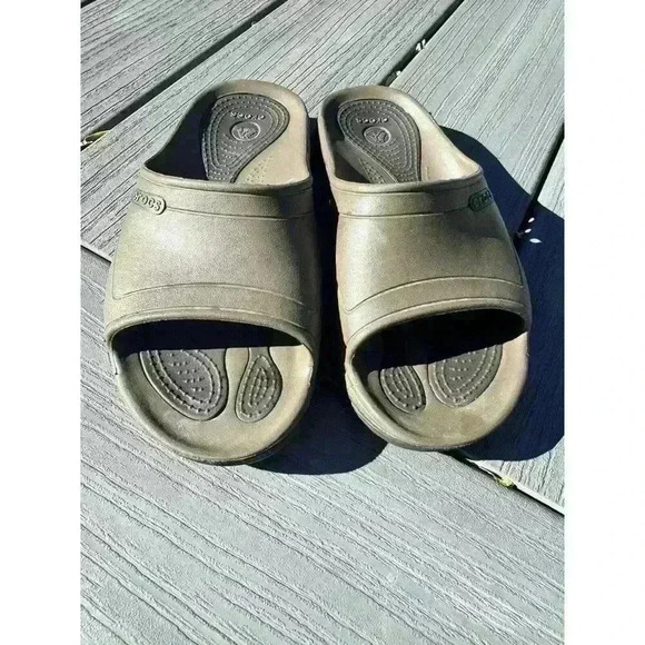 CROCS Brown Slides‎ Slip On Sandals Unisex Size: Men 5 Women 7 Two Tone - Picture 1 of 6